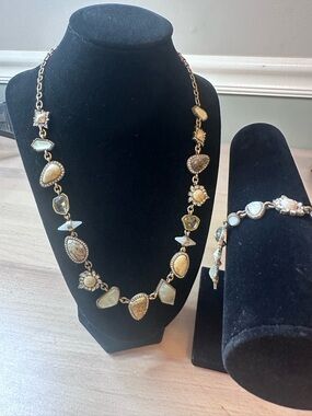 Gold-Tone Beige Stone Necklace & Bracelet Set - safari Chloe & Isabel